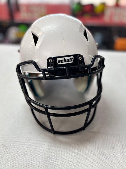 2020 Schutt Vengeance Football Helmet Youth Small