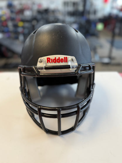 Riddell Victor Youth Small 2019 Matte Black Football Helmet (used)