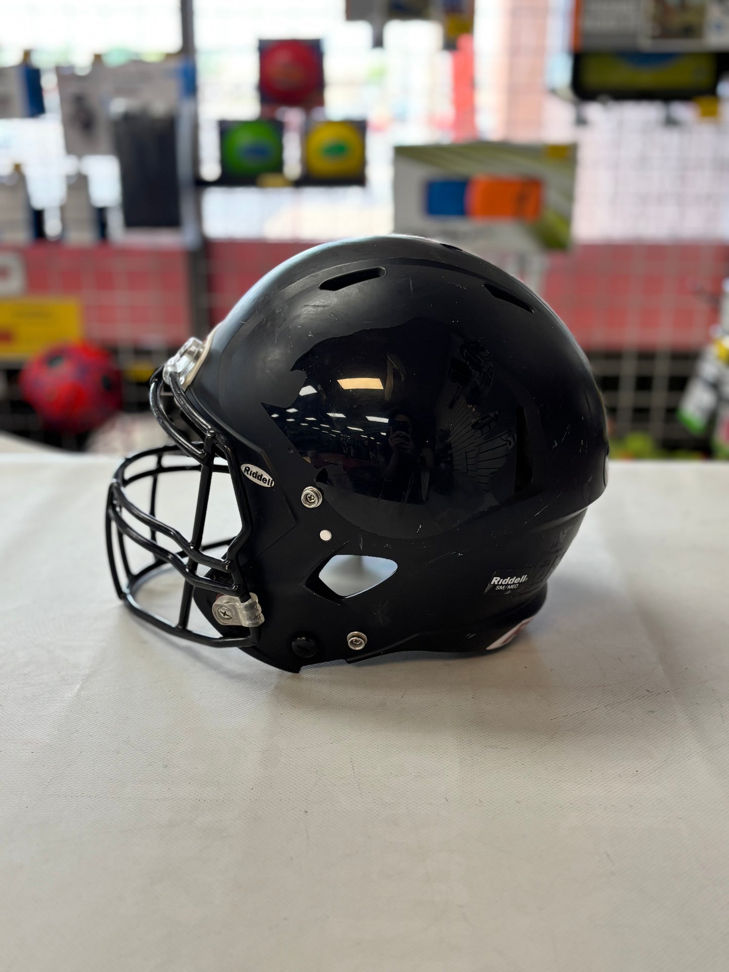 Riddell Victor-I 2022 Youth S/M - Matte Black (used)