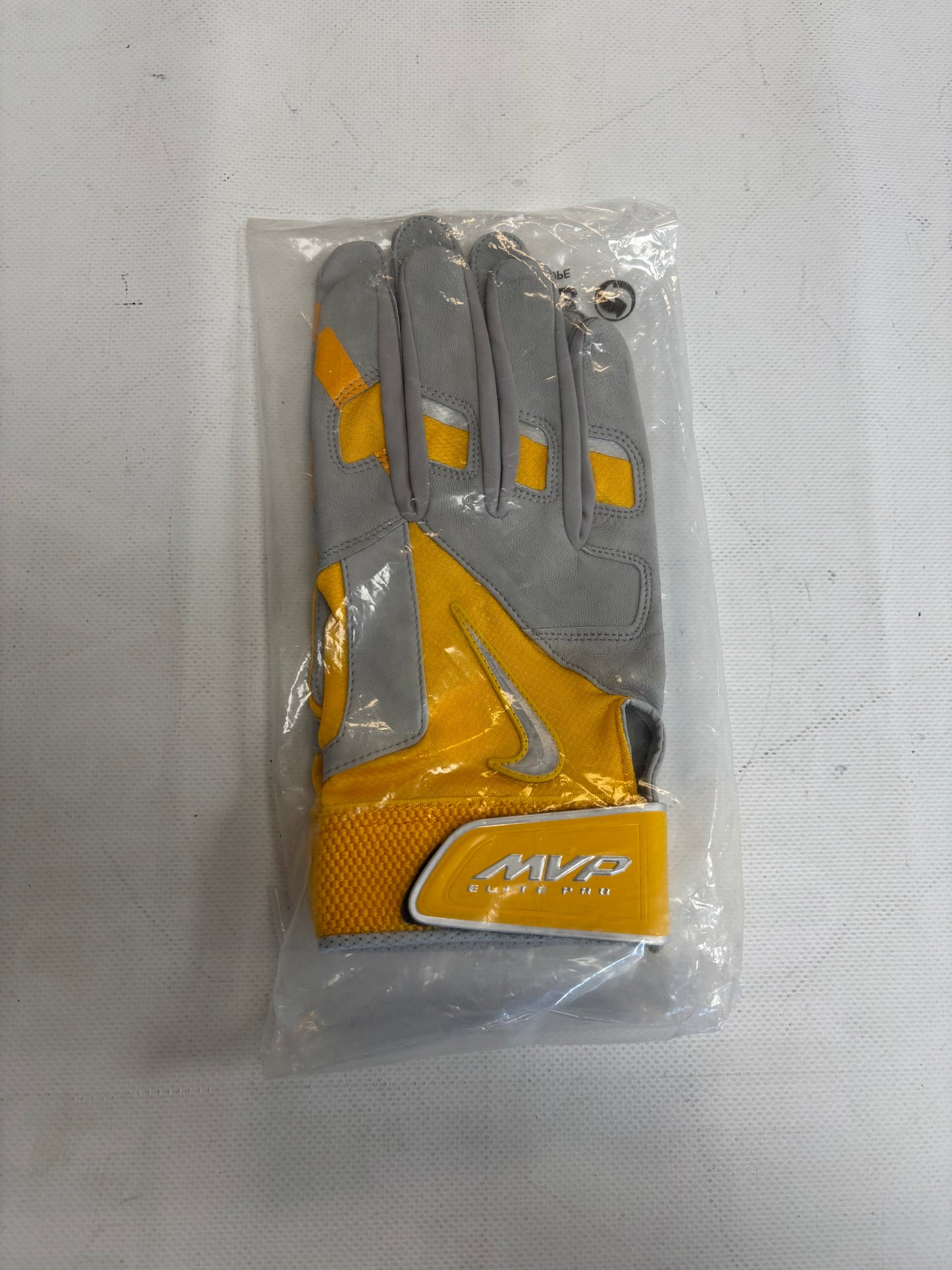 Diamond Elite Nike Baseball Gloves (used)