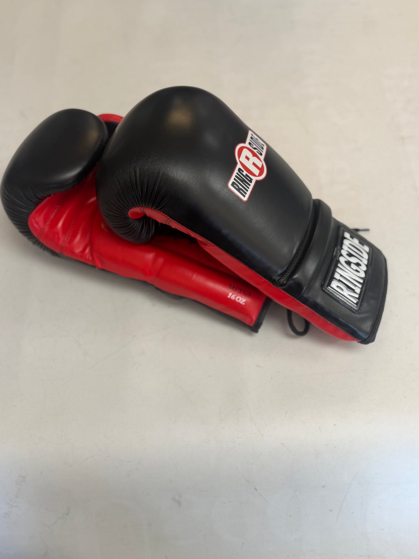 Ringside IMF Tech Super 16 oz (used)
