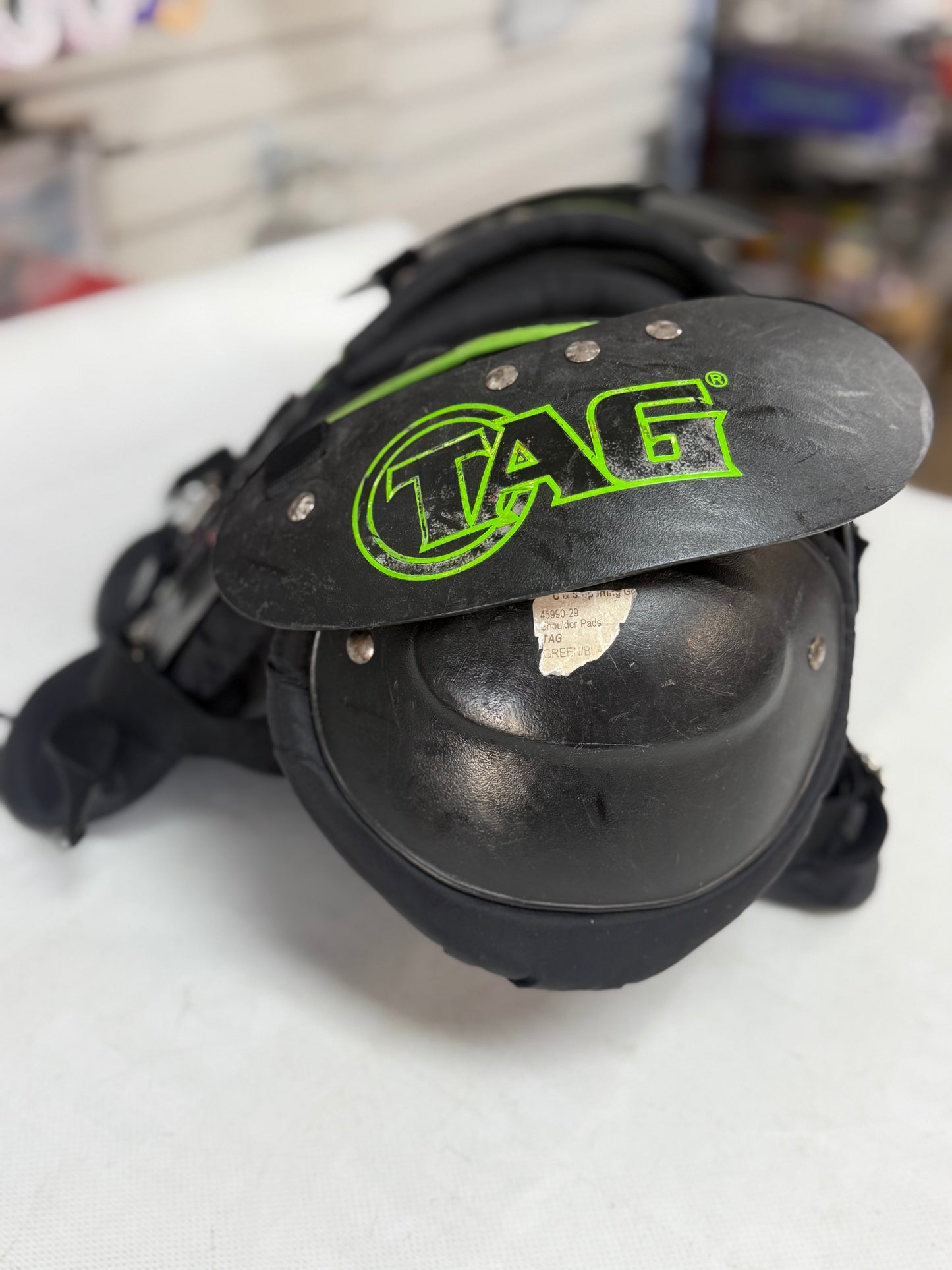 Battle Gear Youth Large Shoulder Pads (used)