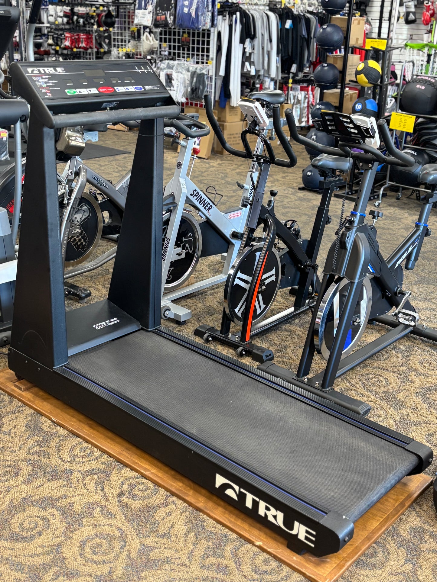 True 450 Treadmill (used)