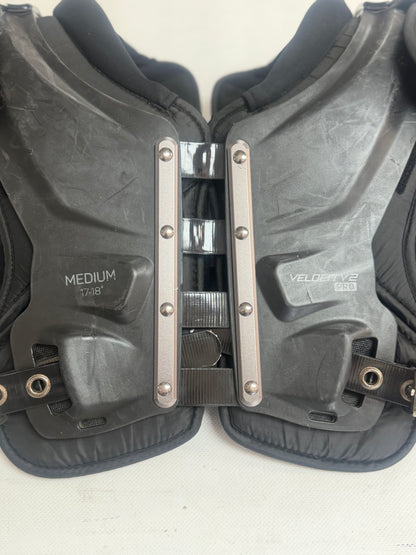 Zenith Velocity Pro Adult Medium Shoulder Pads (used)