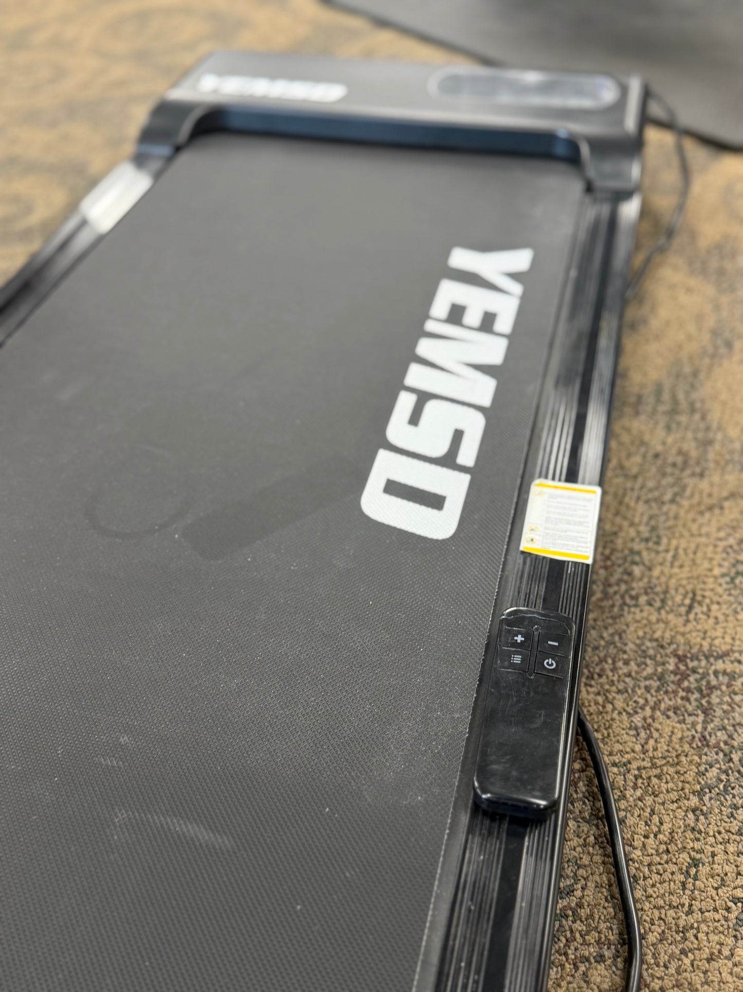 YEMSD walking pad/ treadmill (used)