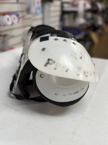 Pro Team Youth Large Shoulder Pads (used)