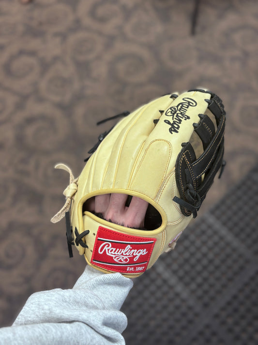 Golden Glove Elite 12 3/4 In Baseball Glove (Right hand, Used)