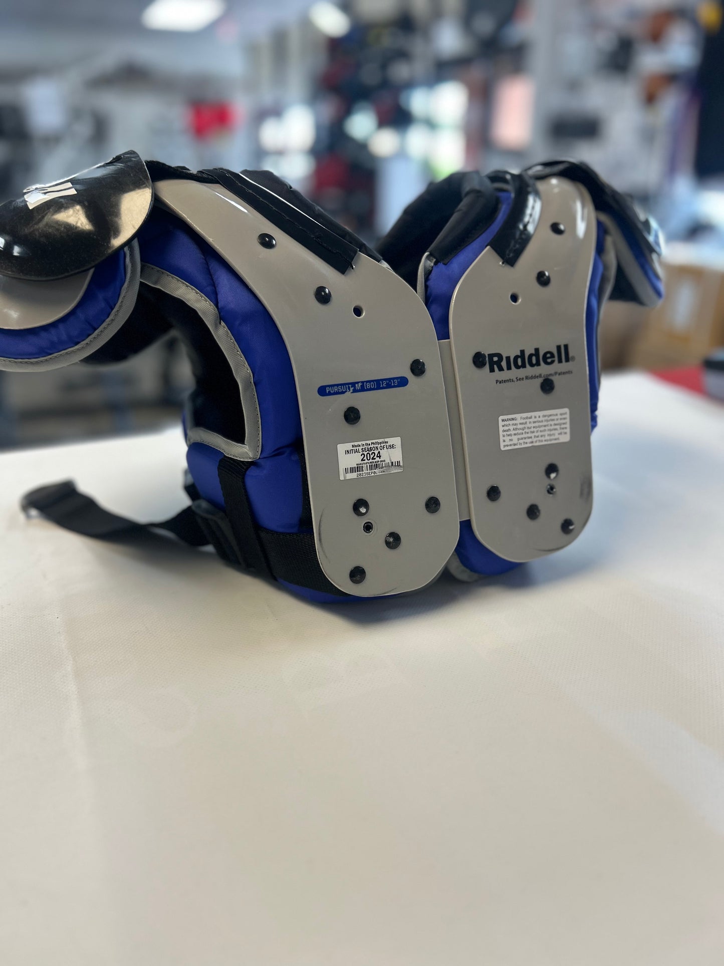 Riddell Pursuit Shoulder Pads - Youth Medium (Used)