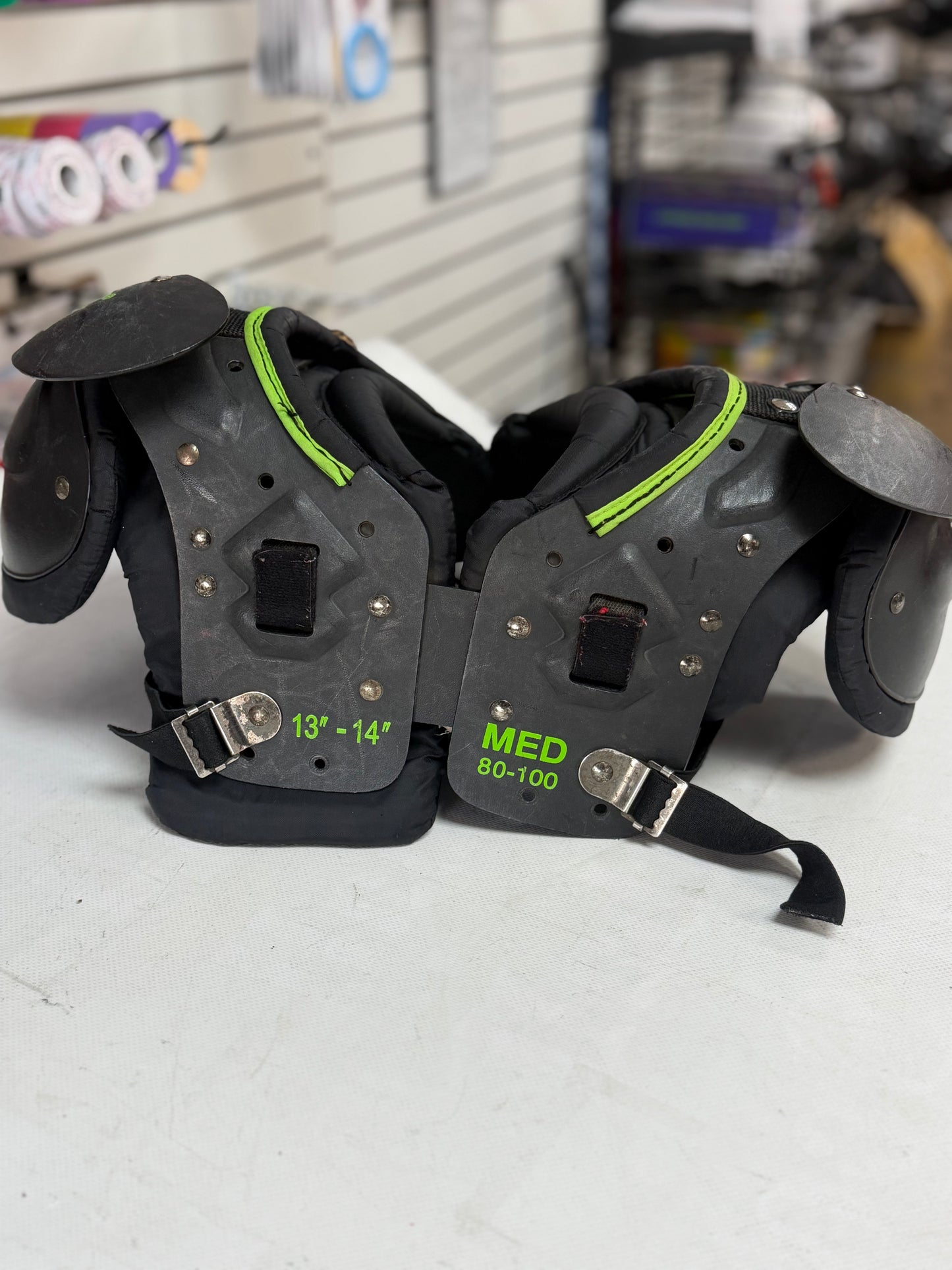 Battle Gear Youth Large Shoulder Pads (used)