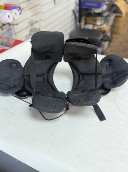 Battle Gear Youth Large Shoulder Pads (used)