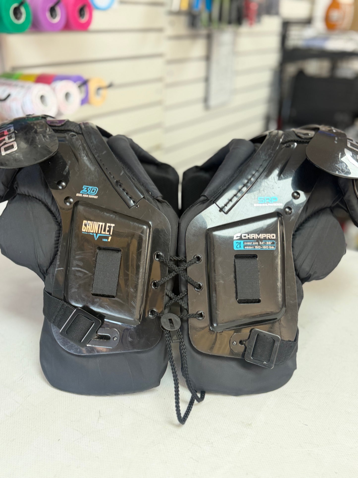 Champro Gauntlet Youth 2XL Shoulder Pads (used)