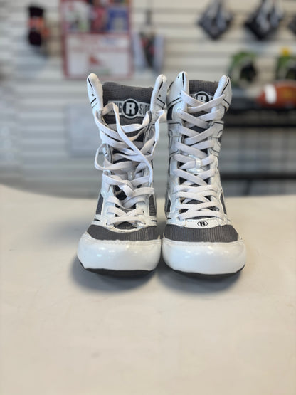 Ringside Undefeated Boxing Shoes - Size 3 (like new)