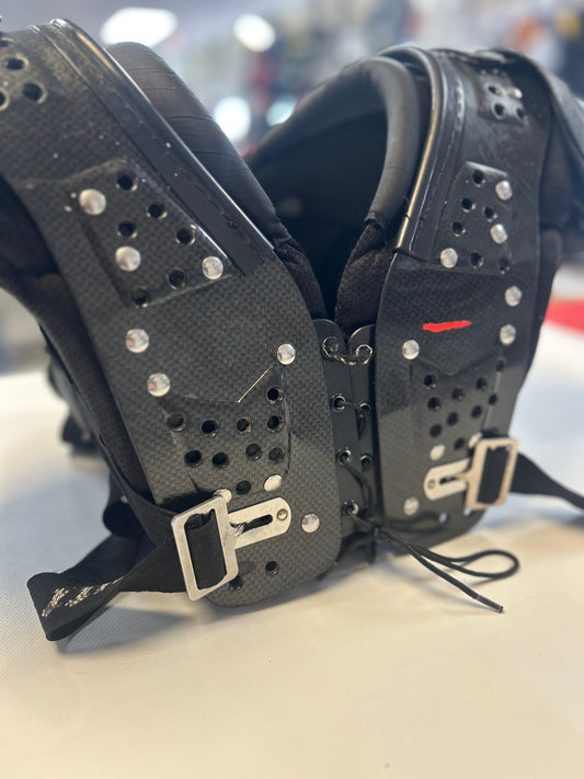 Schutt Mid Flex 96000 EUC Shoulderpads - Adult Small (used)