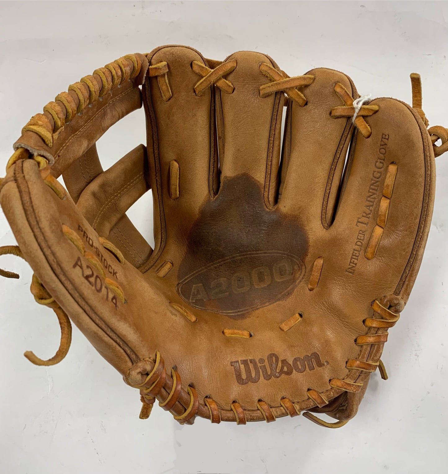 Baseball Gloves - Used, Quality Mitts