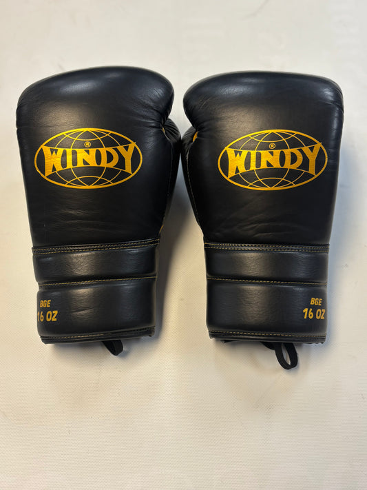 Windy 16 Oz Lace Boxing Gloves (Used)