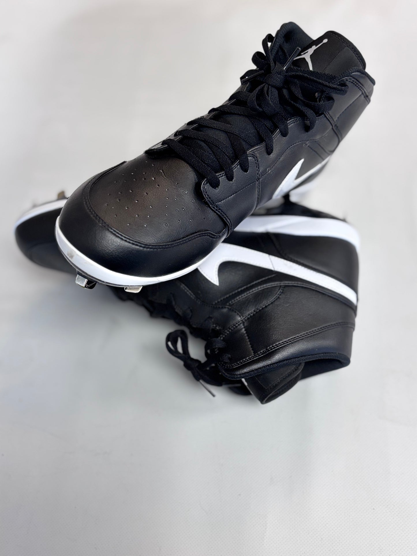 Nike Air Jordan 1 Retro Metal men's baseball cleats size 16