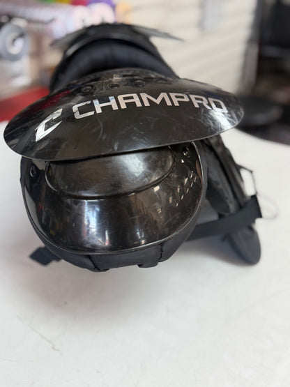 Champro Gauntlet Youth 2XL Shoulder Pads (used)