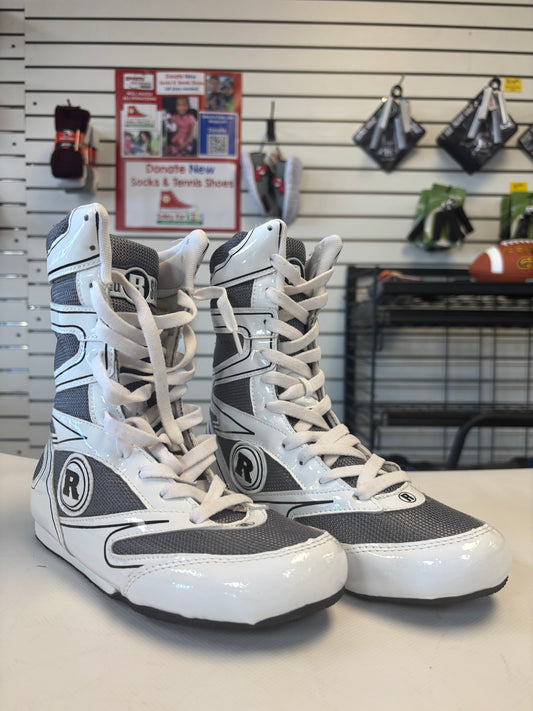 Ringside Undefeated Boxing Shoes - Size 3 (like new)