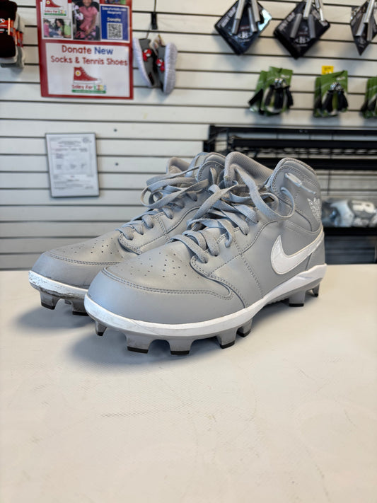 Jordan 1 Retro High Baseball Cleats (Size 12)