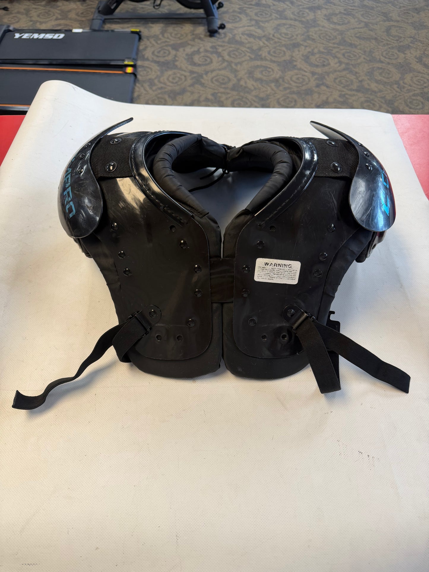 Champro Scorpion shoulder pads youth Large (used)