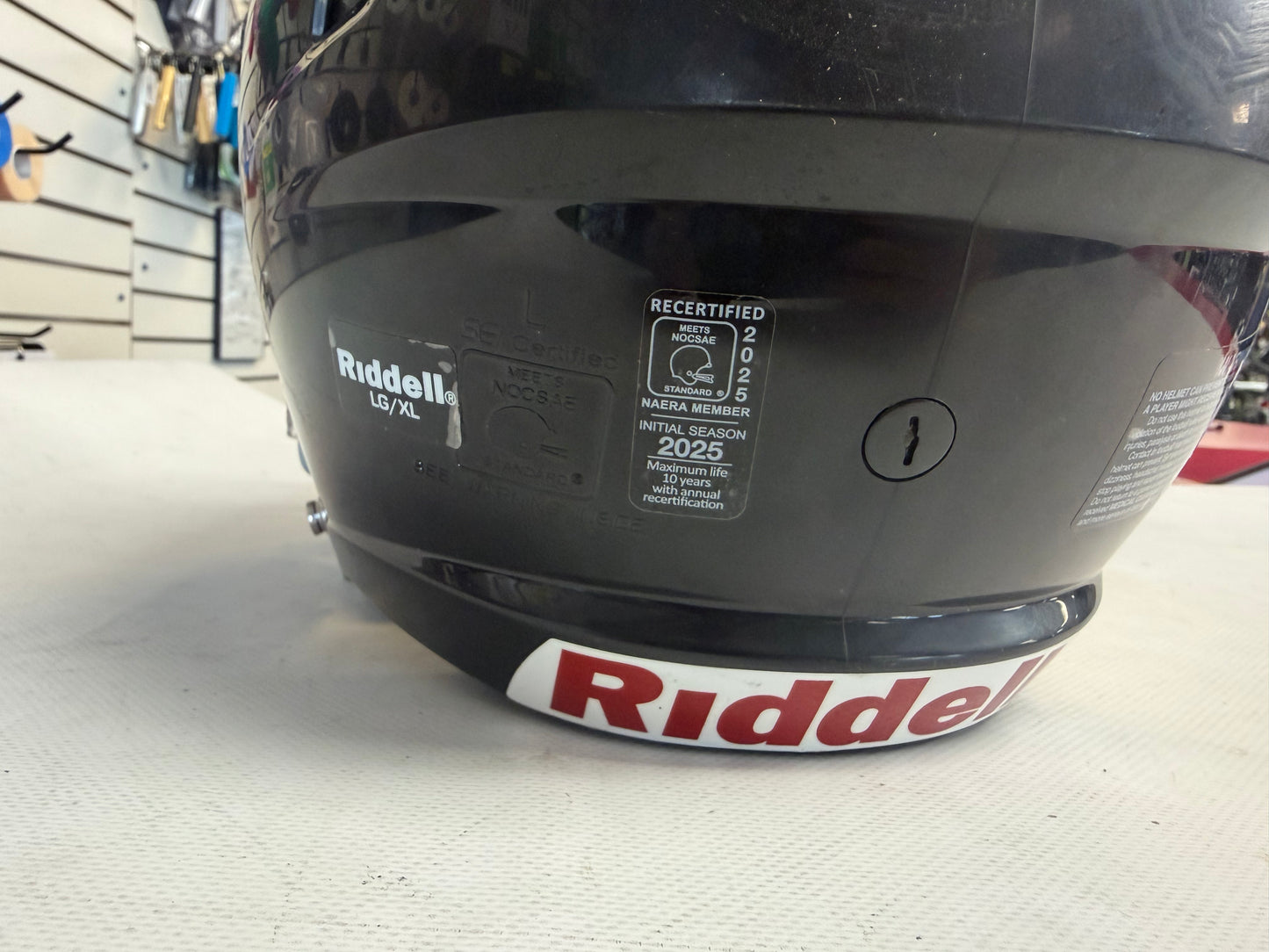 Riddell Victor-I Youth Large/X-Large (used)