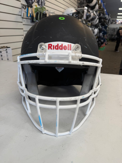 Riddell Victor-I 2025 Matte Black Youth Lg / Xl (used)