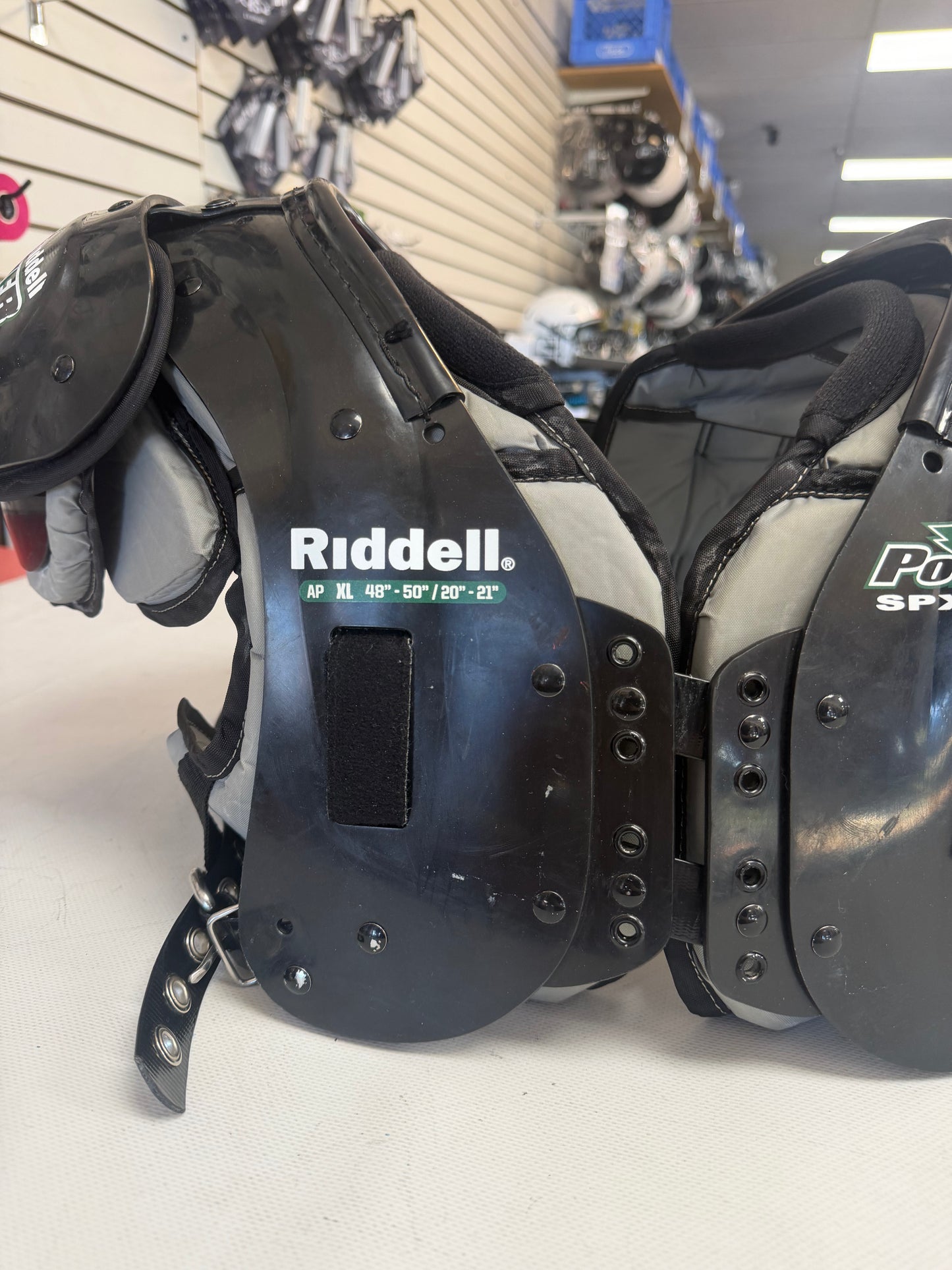 Riddell Power SPX XL Shoulder pads (used)