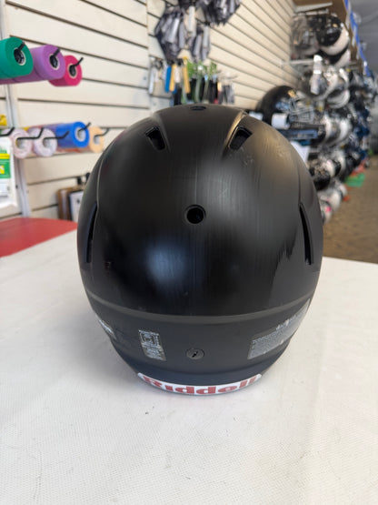 Riddell Victor-I Youth Lg/Xl matte black Football Helmet (used)