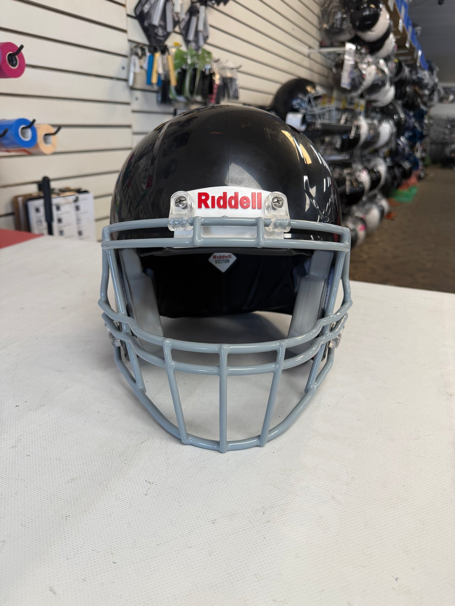 Riddell Victor-I Lg/Xl Black Football Helmet (used)
