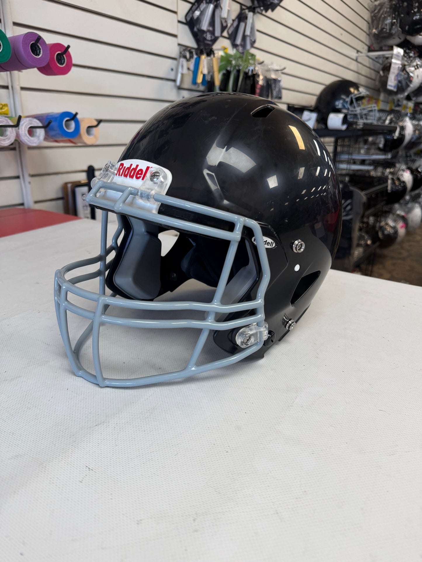 Riddell Victor-I Lg/Xl Black Football Helmet (used)