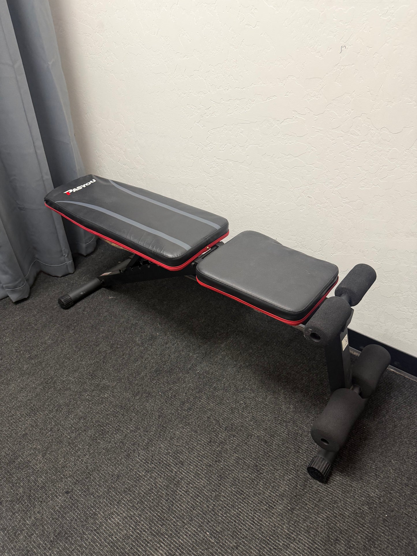 Pasyou Adjustable Weight bench (used)