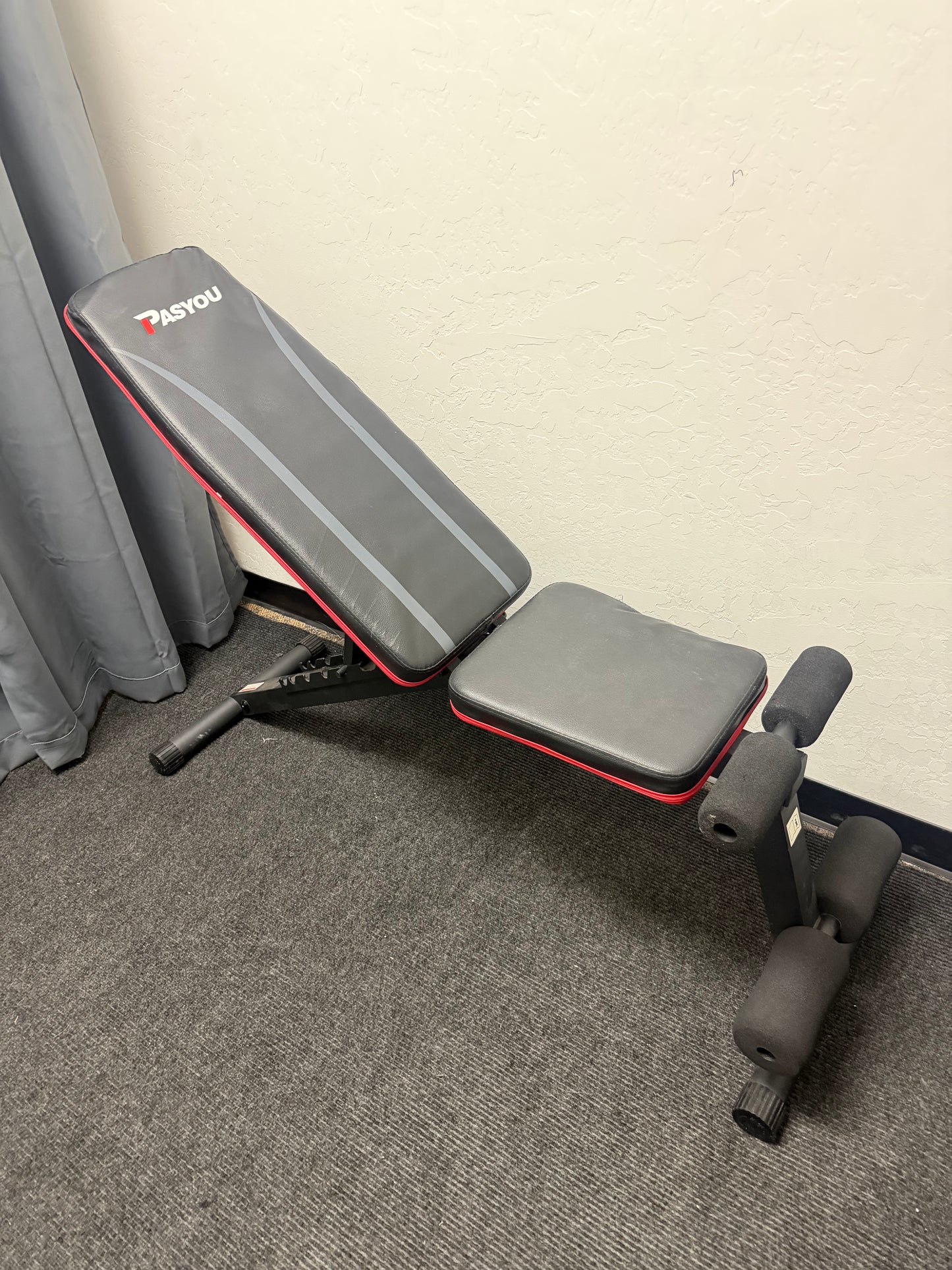 Pasyou Adjustable Weight bench (used)