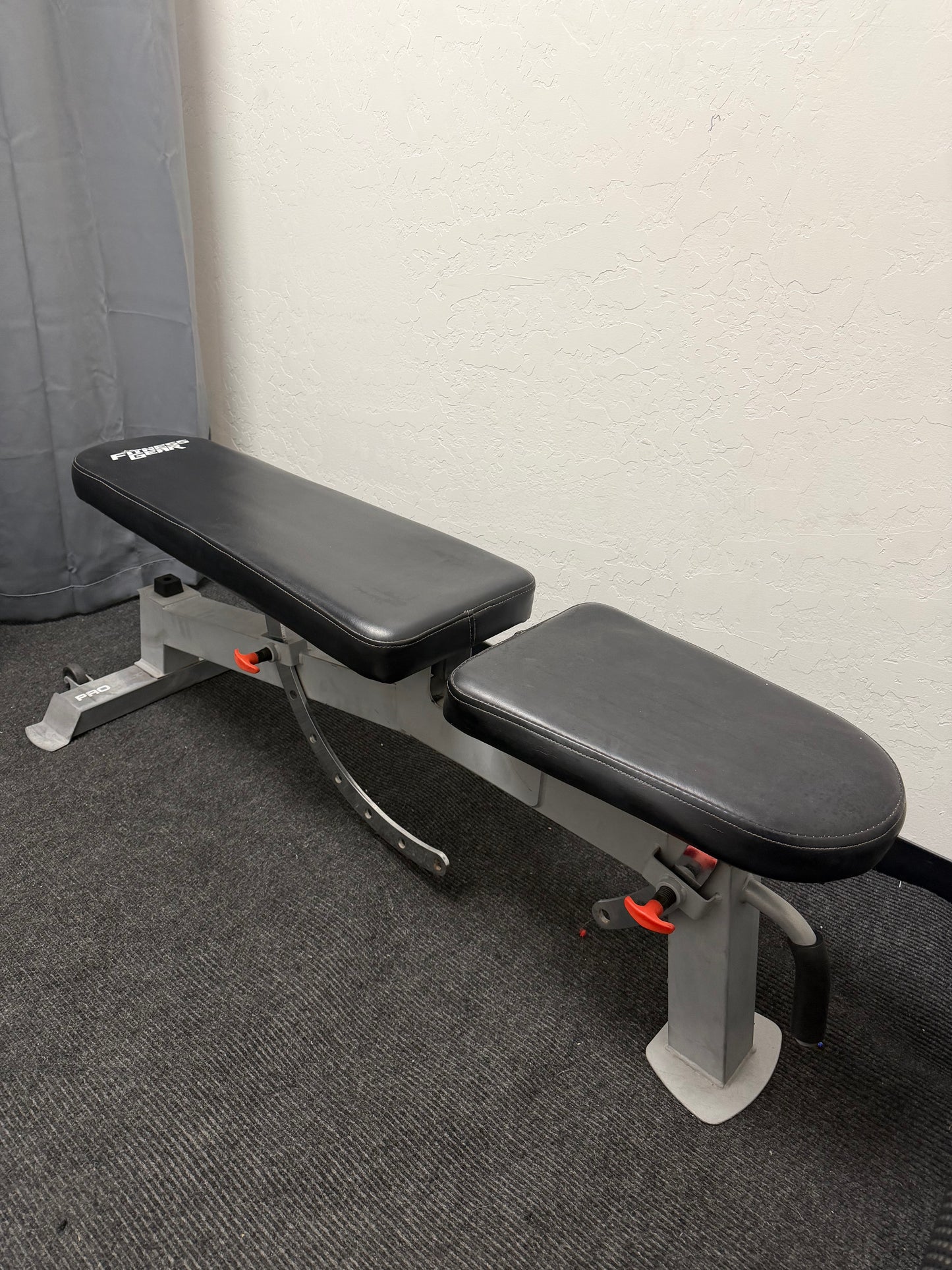 Fitness Gear adjustable weight bench (used)