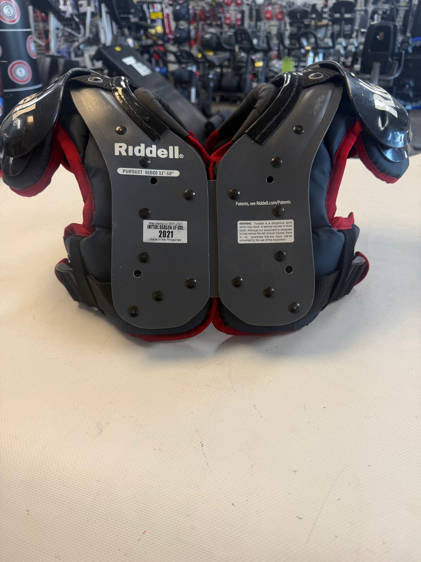Riddell Pursuit Youth Small Shoulder Pads (used)