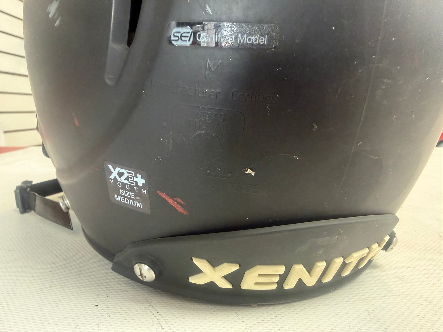 Xenith X2E+ Youth Medium Football Helmet