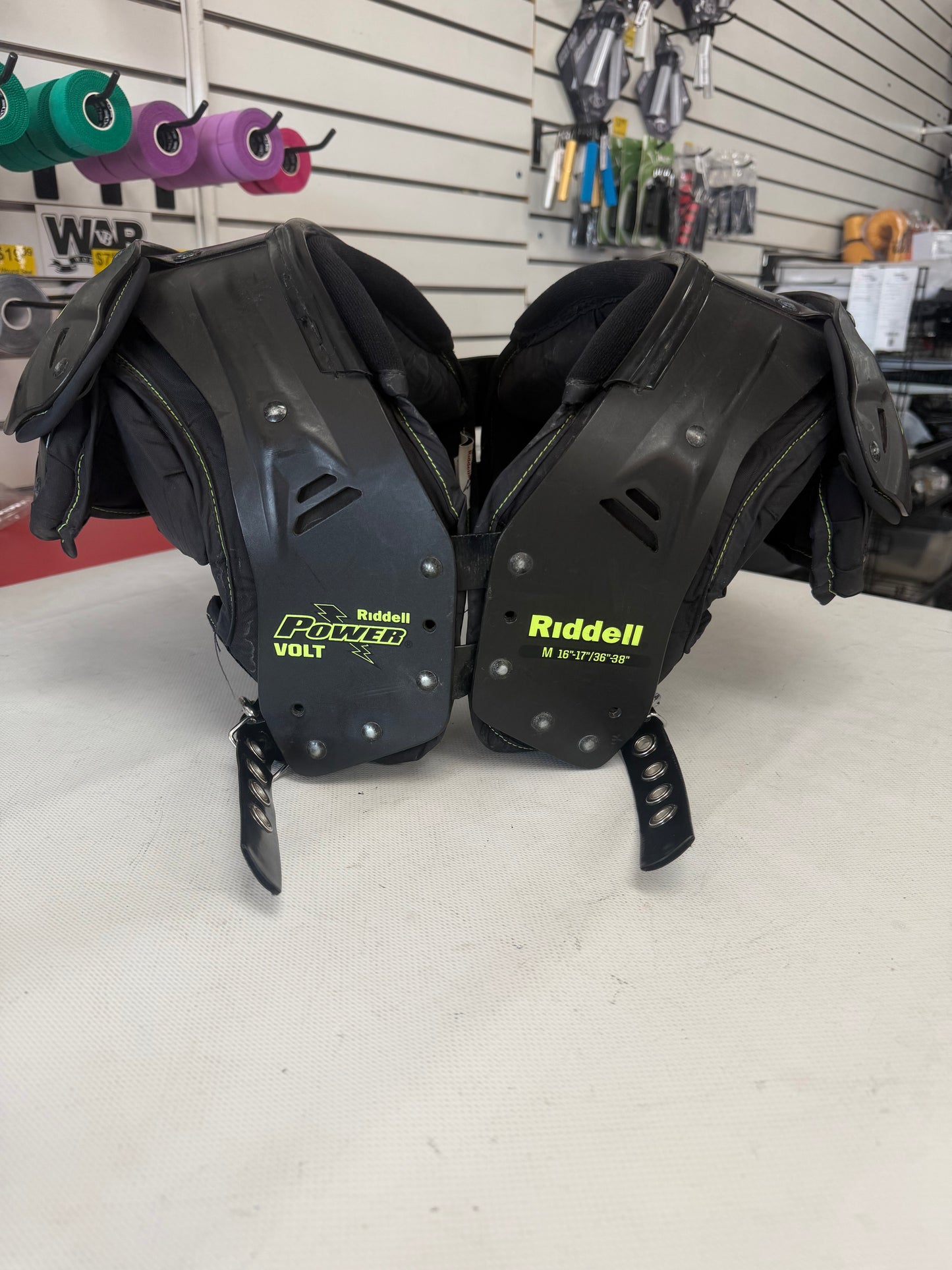 Riddell Power SPX Youth shoulder pads Medium (used)