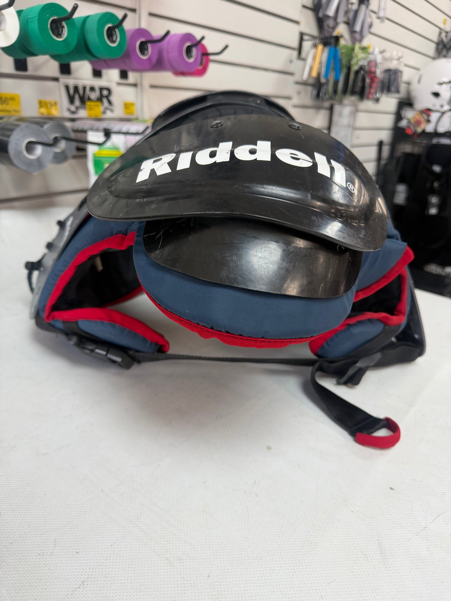 Riddell Pursuit Youth 2Xl Shoulder Pads (used)