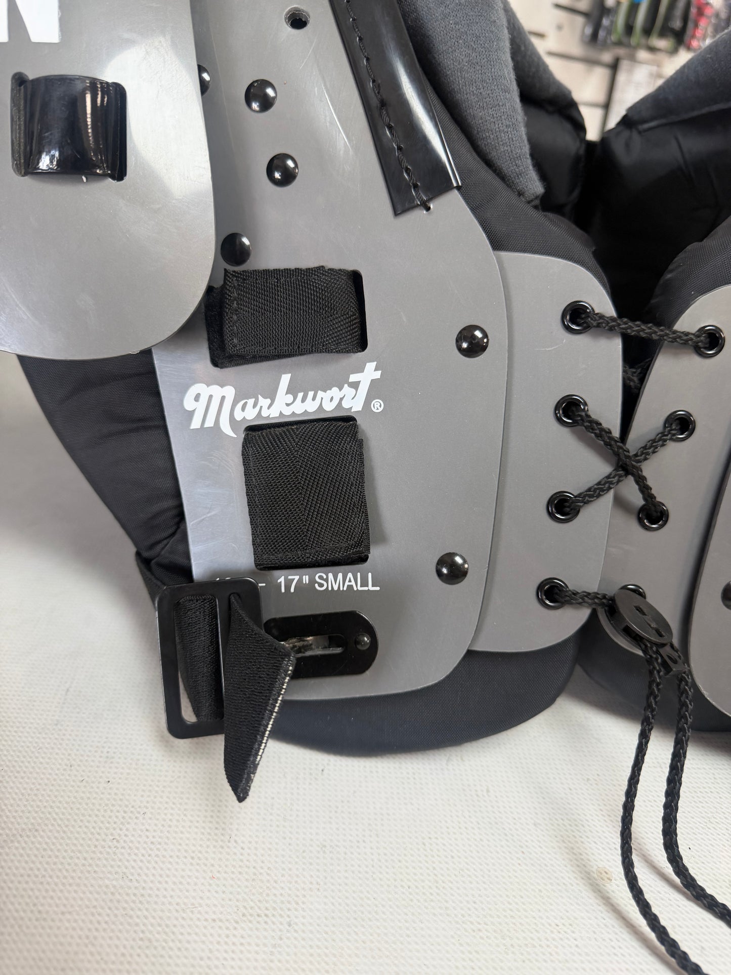 Grid Iron Adult Small Shoulder pads (used)