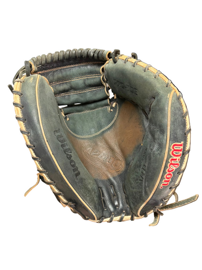 Wilson A2000 Pro-Toe 33 Catchers glove