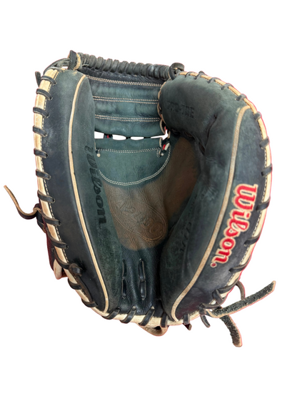 Wilson A2000 Pro-Toe 33 Catchers glove