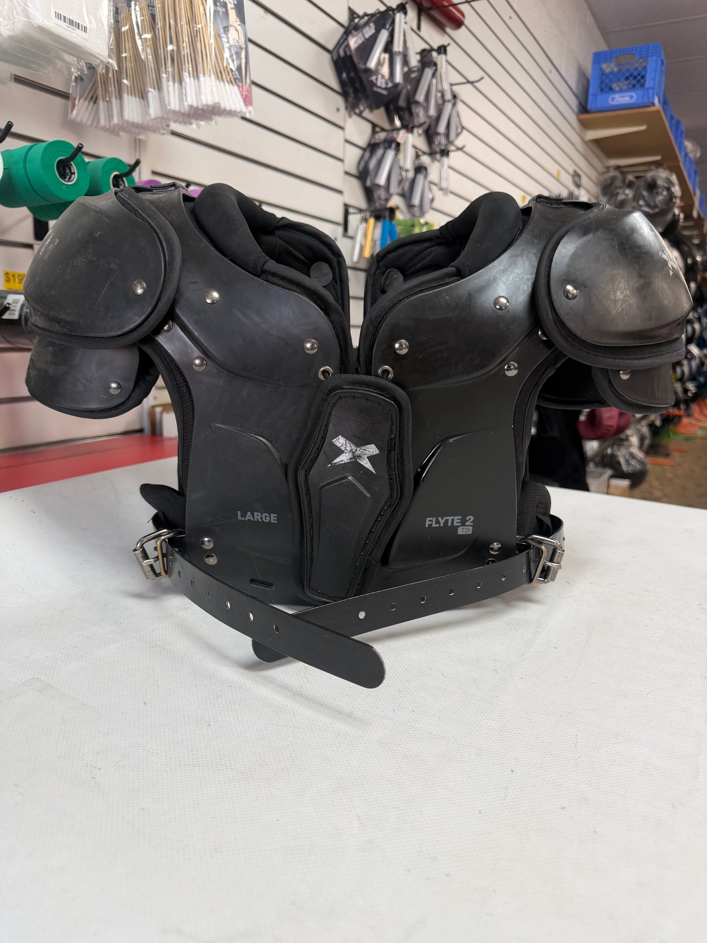 Zenith Flyte 2 Youth Large shoulder Pads (used)