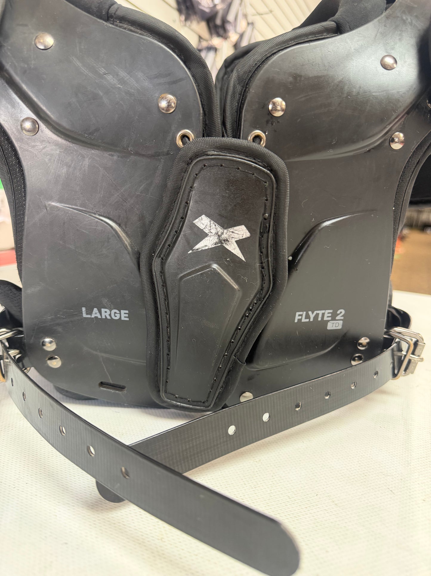 Zenith Flyte 2 Youth Large shoulder Pads (used)