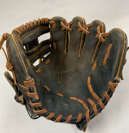 Premium Quality Used Baseball & Softball Gloves