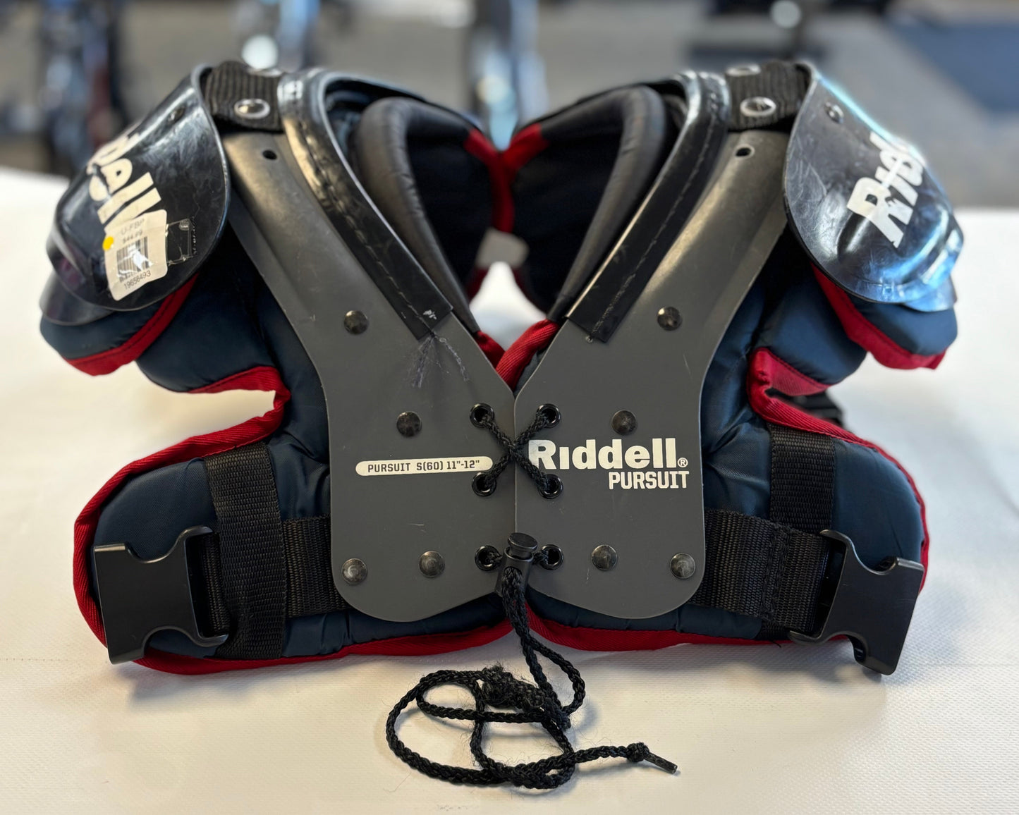 Riddell Pursuit Shoulder Pads - Youth Small (used)