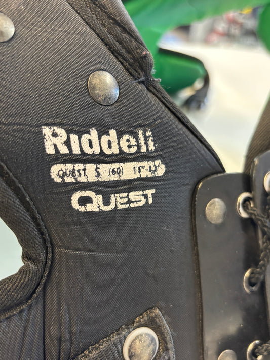Riddell Quest Shoulder Pads - Youth Small (used)
