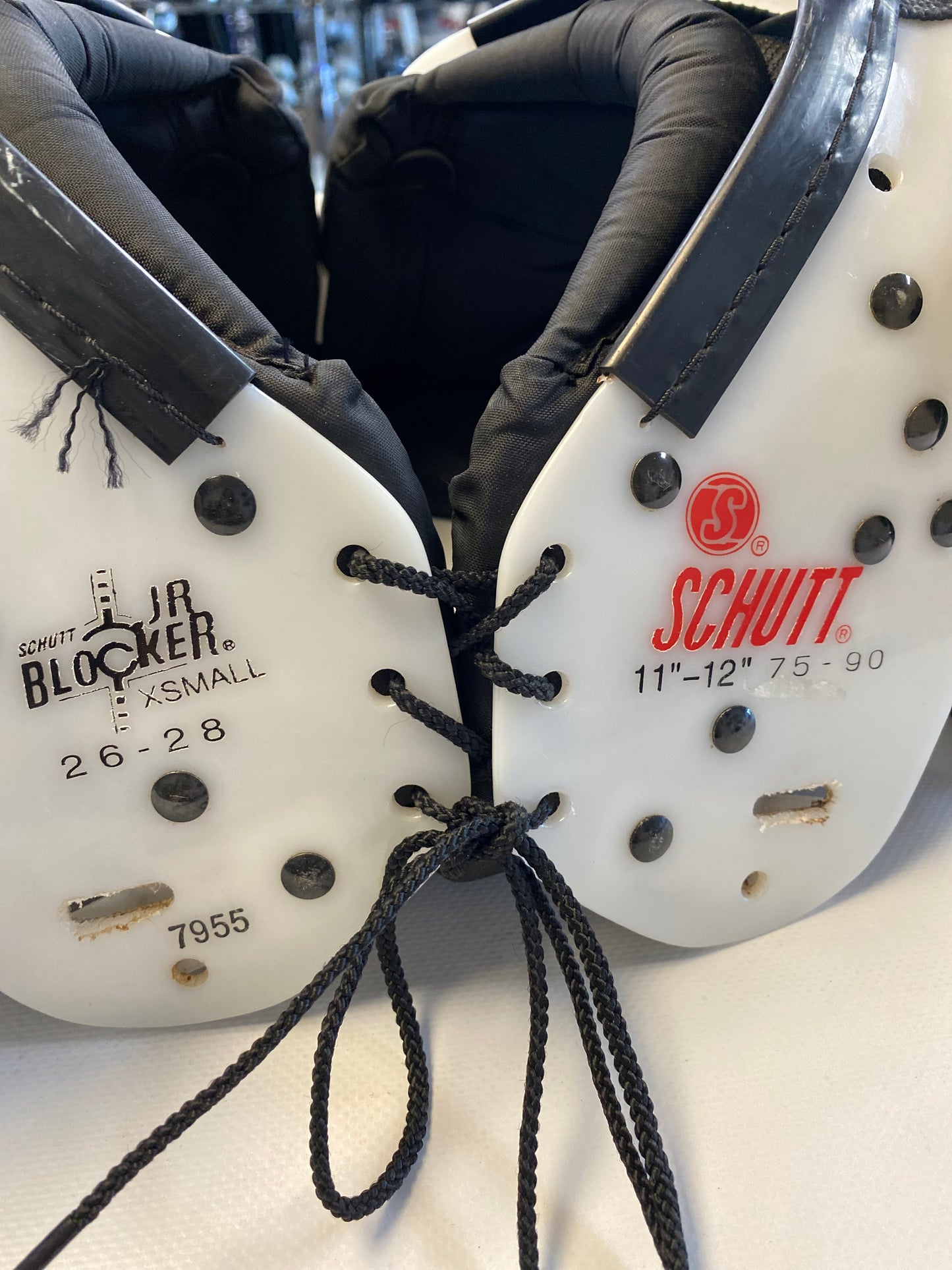 Schutt Shoulder Pads - Youth XSmall (used)