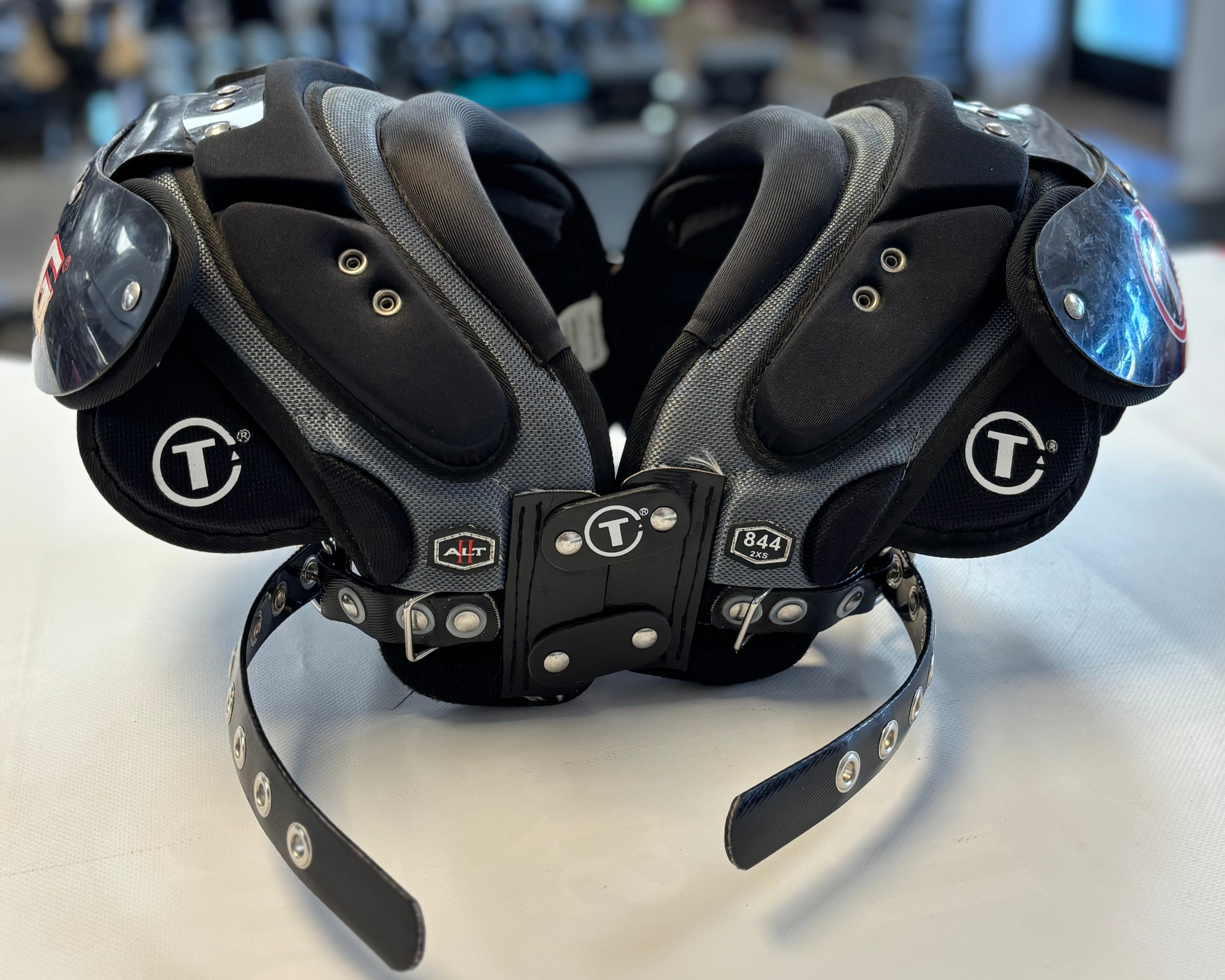Tag ALT JV Shoulder Pads - 2XSmall (used) – Sports Exchange