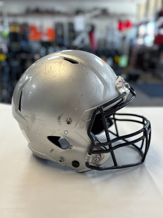 Riddell Victor-I 2022 Helmet- Youth S/M (used)