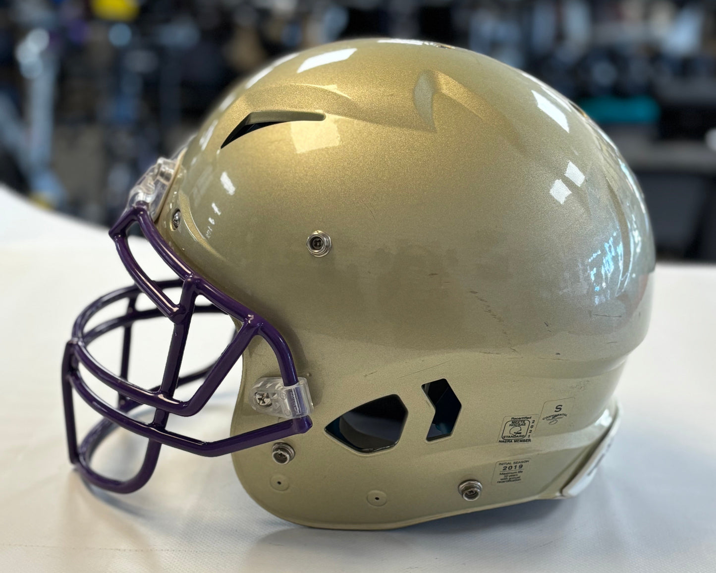 Schutt Vengeance A11 2019 Helmet - Youth Small (used)
