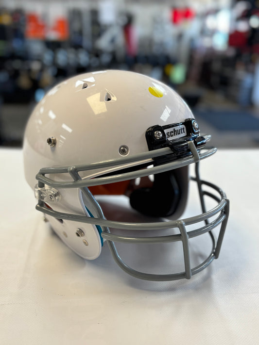 Schutt Recruit Hybrid 2018 Helmet - Youth Small (used)